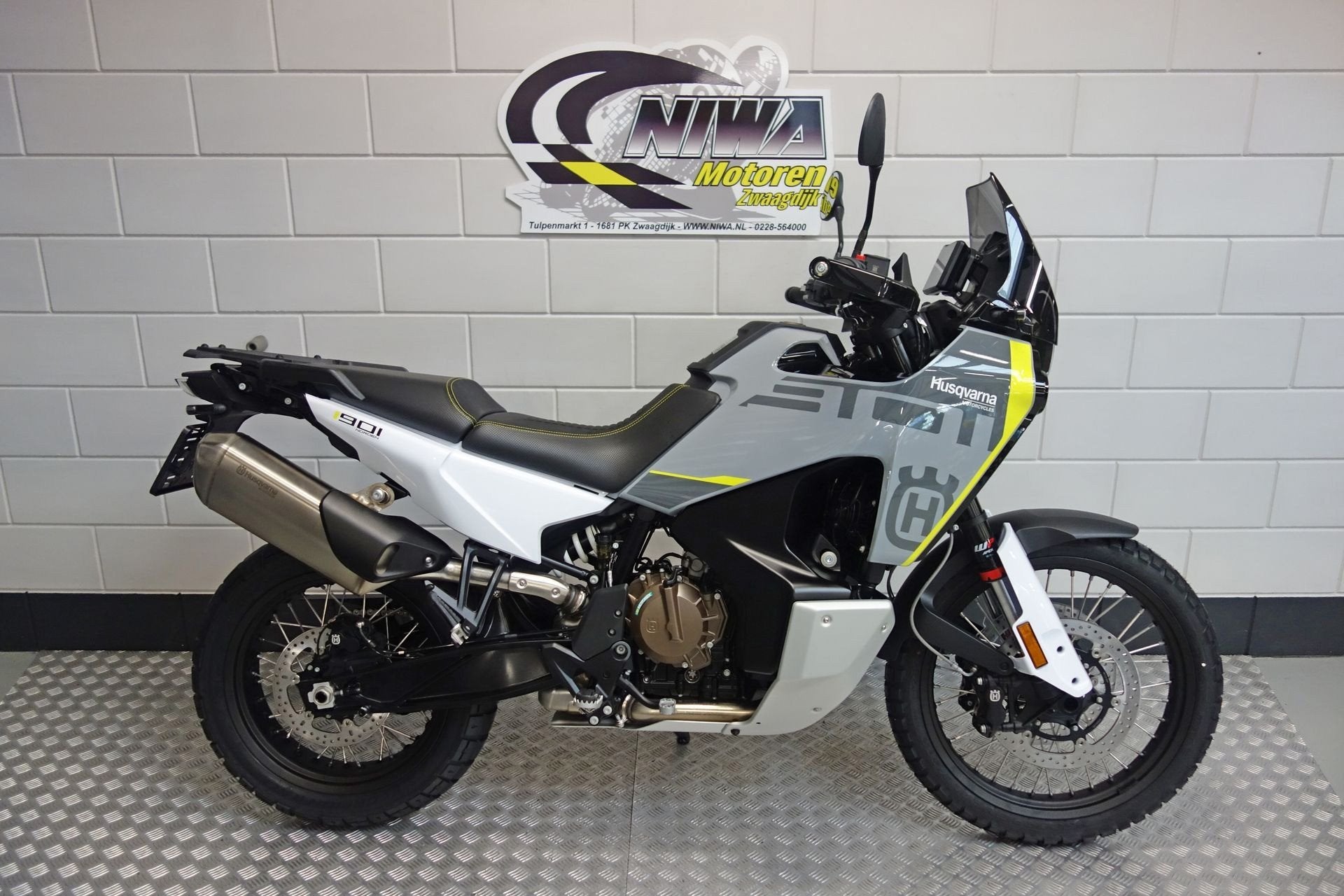 Husqvarna Norden 901, Motoren, Meer dan 35 kW, Overig, Gebruikt, 889 cc