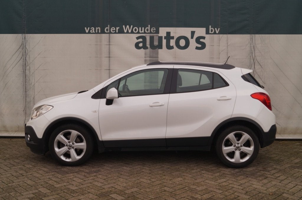 Opel Mokka 1.6 Edition Plus -AIRCO-PDC-TREKHAAK- (bj 2012), Auto's, Voorwielaandrijving, Euro 5, Gebruikt, 4 cilinders