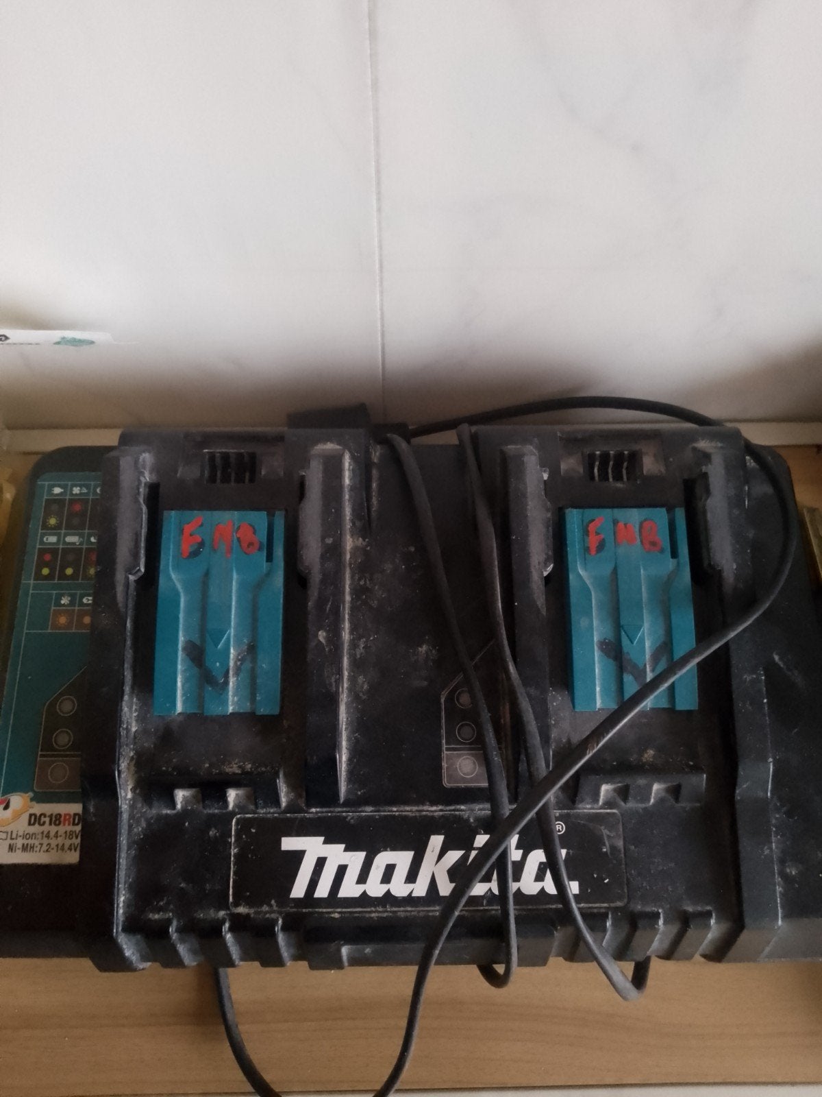 Makita DC18RD duolader, Ophalen, Gebruikt