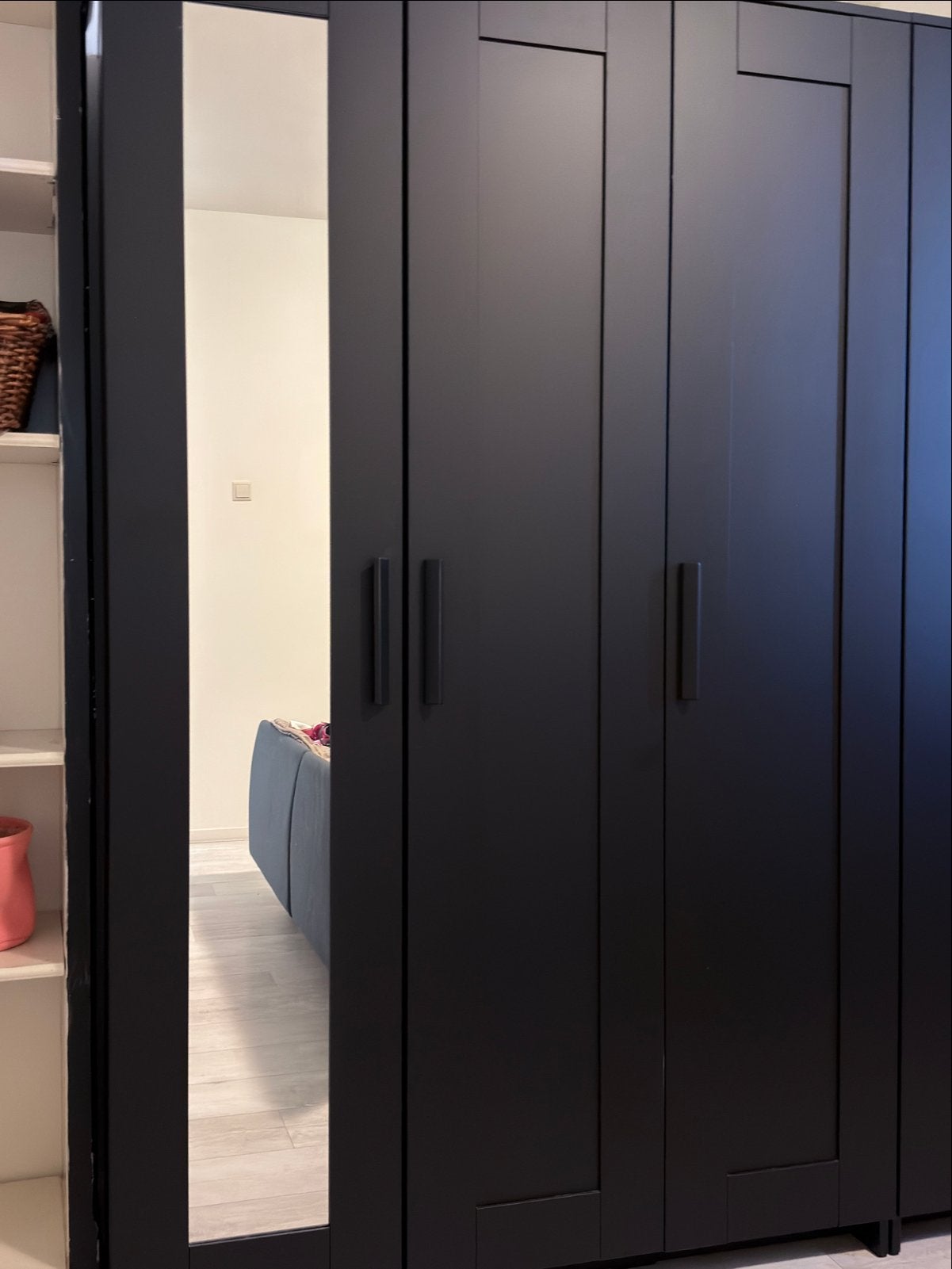 IKEA Brimnes kledingkast zwart met spiegel, 3 deuren, Huis en Inrichting, Kasten | Kledingkasten, Ophalen, 100 tot 150 cm, Zo goed als nieuw