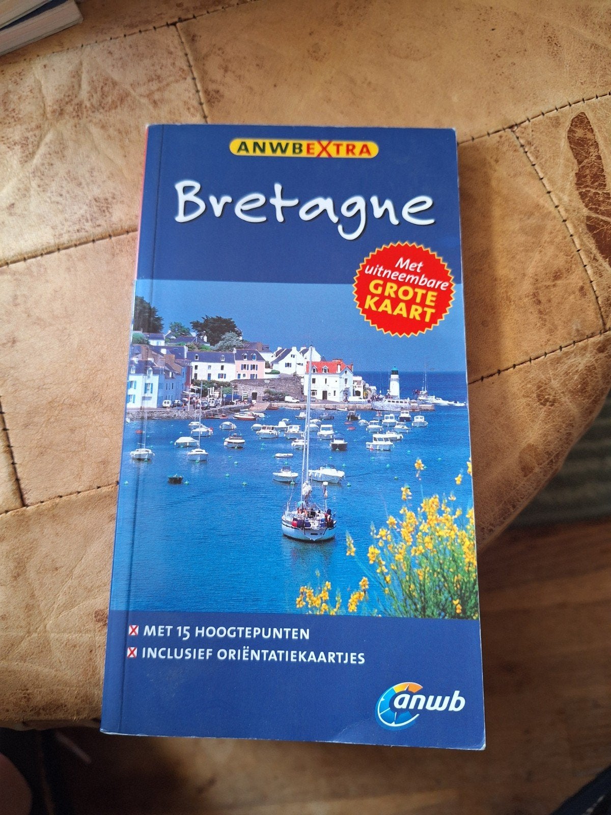 ANWB extra Reisgids Bretagne met kaart., Europa, Ophalen of Verzenden, Zo goed als nieuw, Reisgids of -boek