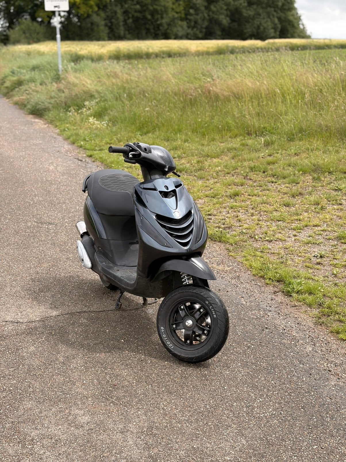 Piaggio zip 70cc 2takt/ 2003 frame!! Orginele sp vork, Ophalen of Verzenden, Zo goed als nieuw, Piaggio