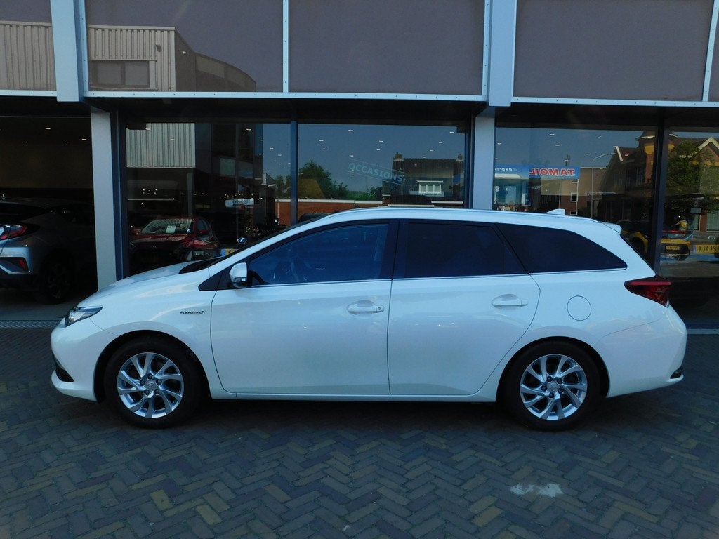 Toyota Auris Touring Sports | Trekhaak 1.8 Hybrid Trend, Auto's, 12 maanden, Stof, Euro 6, Wit