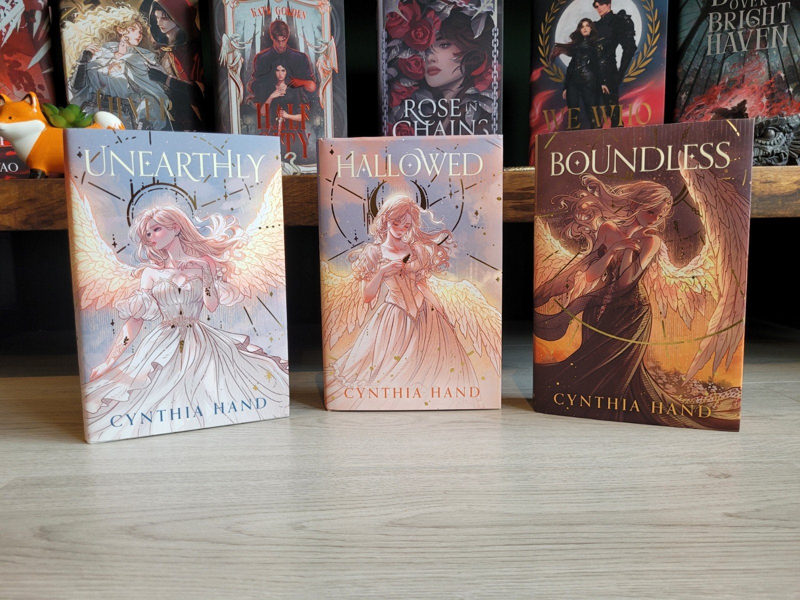 Unearthly, Hallowed, Boundless - Fairyloot, Ophalen of Verzenden, Gelezen, Cynthia Hand