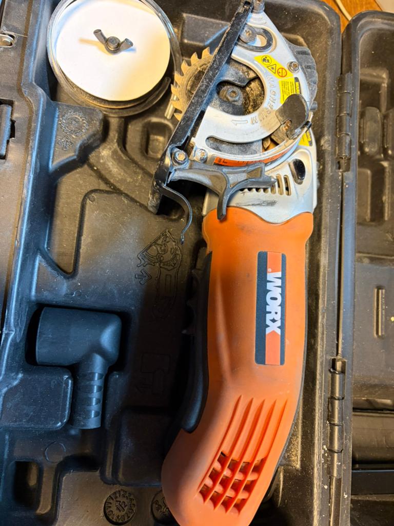 Worx hand cirkelzaag izgst., Cirkelzaag, Ophalen of Verzenden, Zo goed als nieuw, 30 tot 70 mm