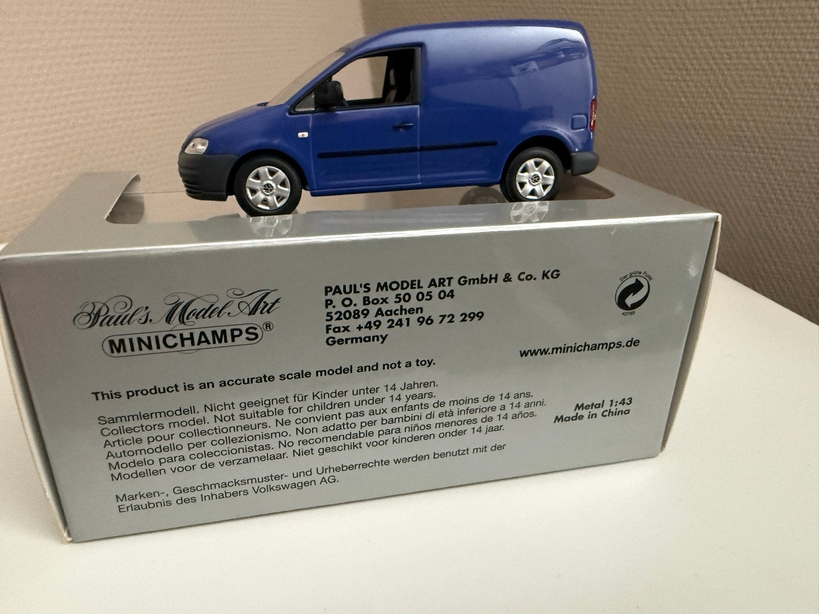 Minichamps Volkswagen Caddy Bestelwagen 1:43, Ophalen of Verzenden, Zo goed als nieuw, Bus of Vrachtwagen, MiniChamps