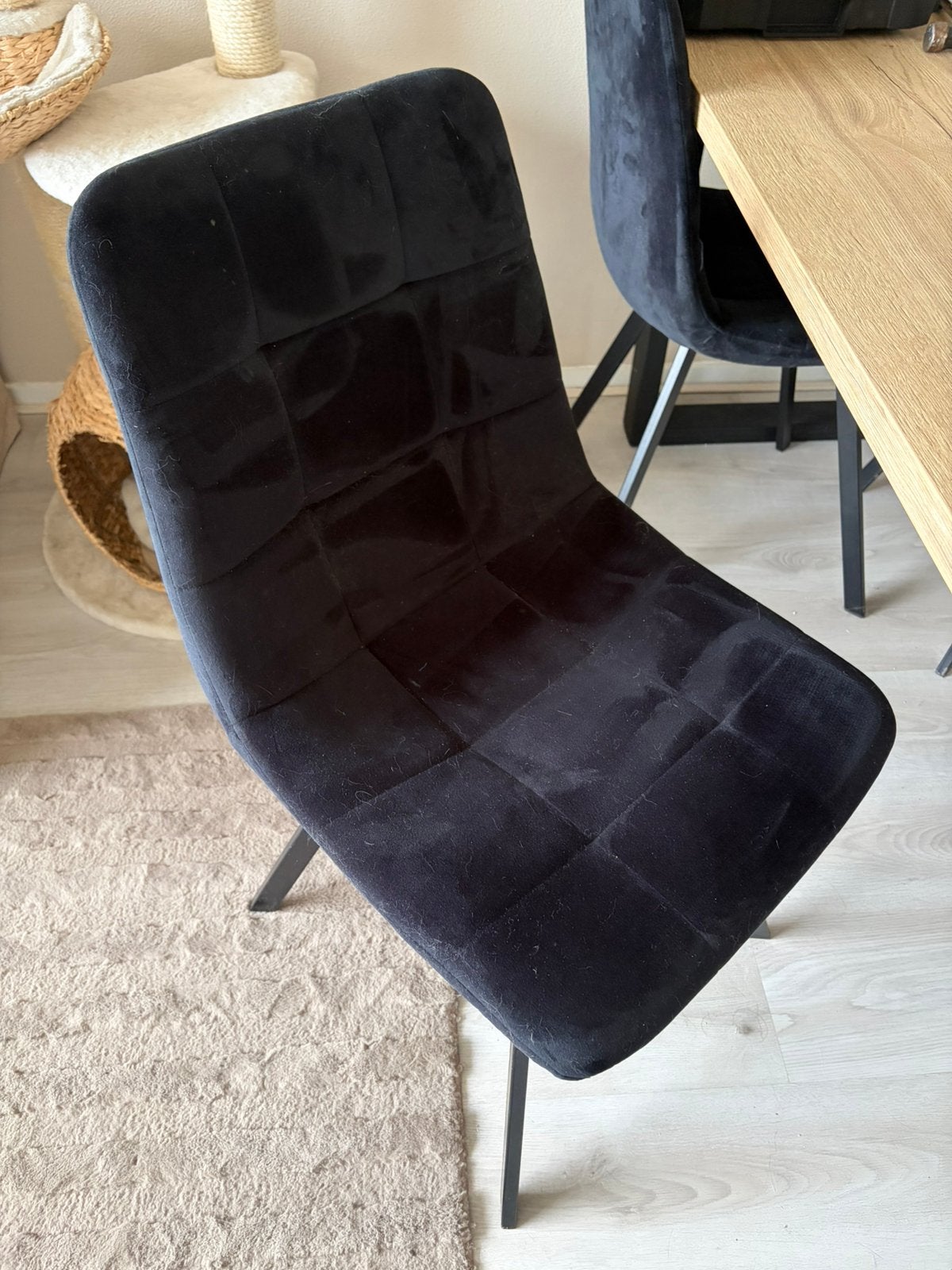Zwarte eetkamerstoelen velvet, Huis en Inrichting, Stoelen, Ophalen, Zo goed als nieuw, Zwart, Stof