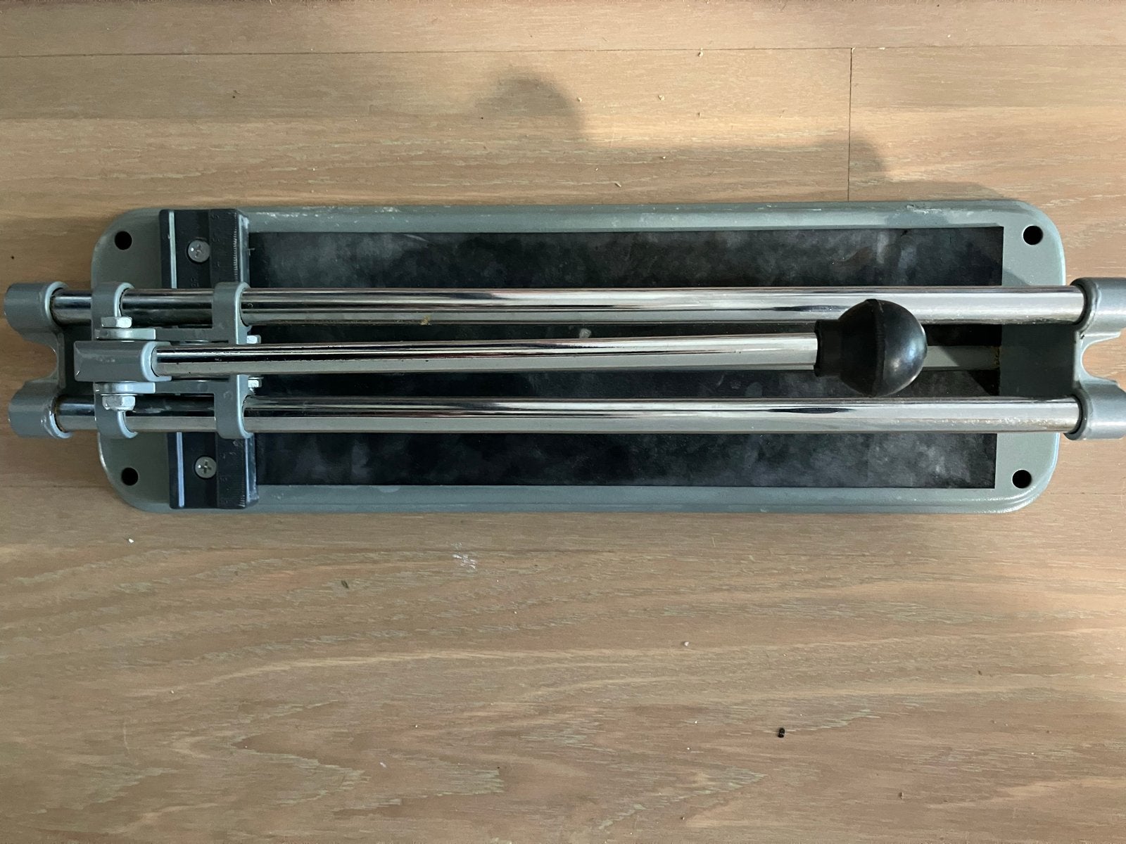 Tegelsnijder - Handig gereedschap voor tegelwerk, Ophalen, Gebruikt, Snijgereedschap