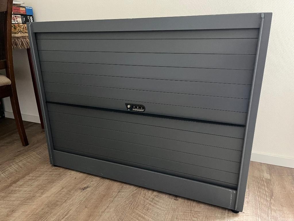 Metalen opbergkast, Ophalen, Gebruikt, 50 tot 100 cm, Metaal met roldeur