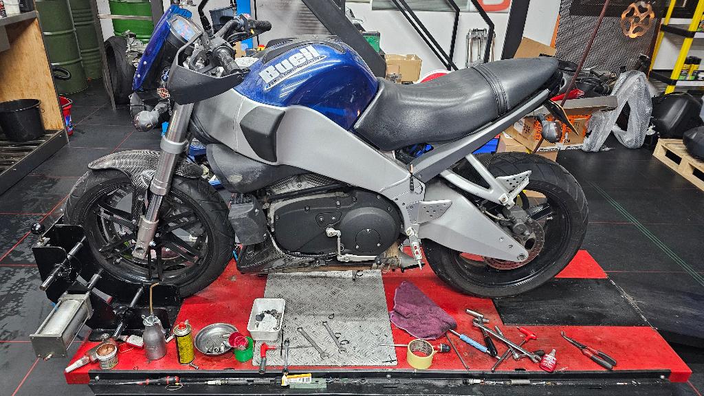 BUELL Xb9SX  te koop, Motoren, Motoren | Buell, 2 cilinders, Sportuitlaat, Motorrijbewijs A, Gebruikt
