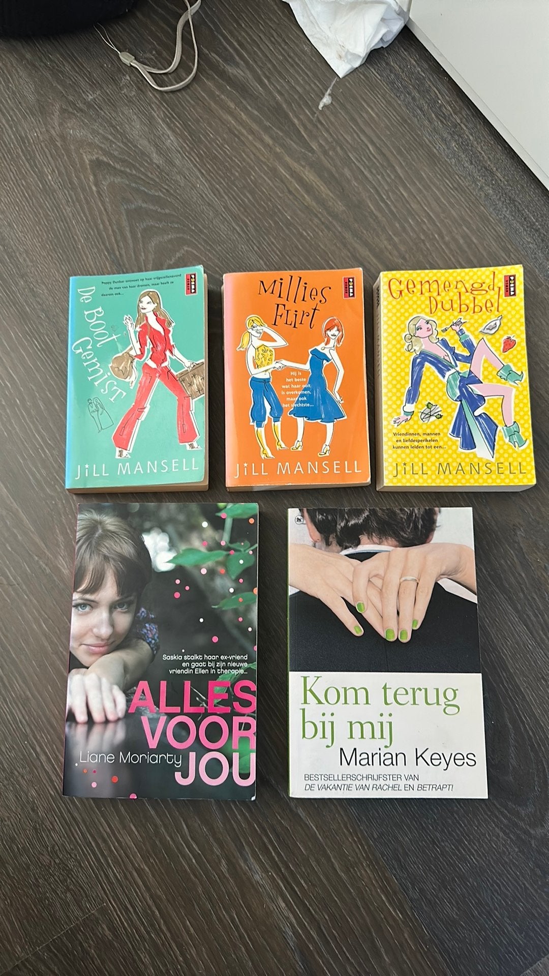 Set 5 boeken vakantie chicklits jill mansel, Boeken, Chicklit, Ophalen of Verzenden, Gelezen