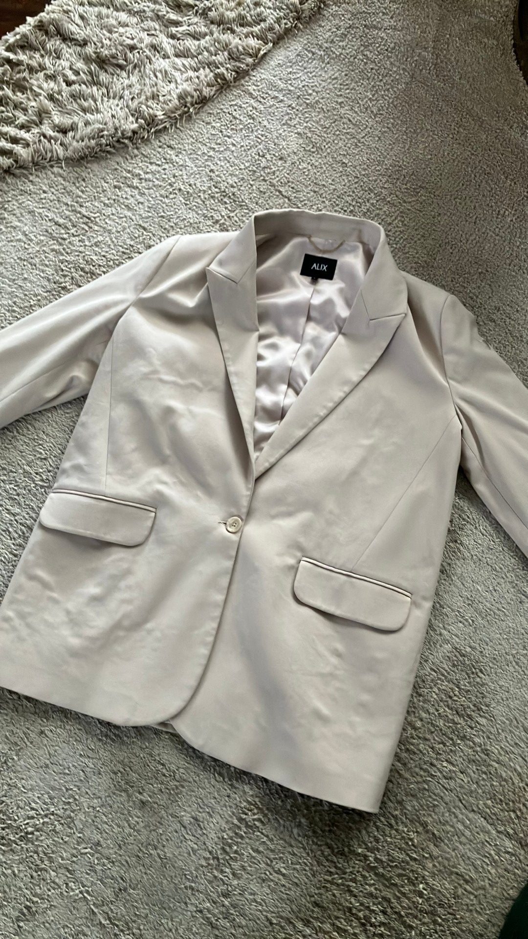 Blazer zandkleur Alix the Label L, Ophalen of Verzenden, Zo goed als nieuw, Beige