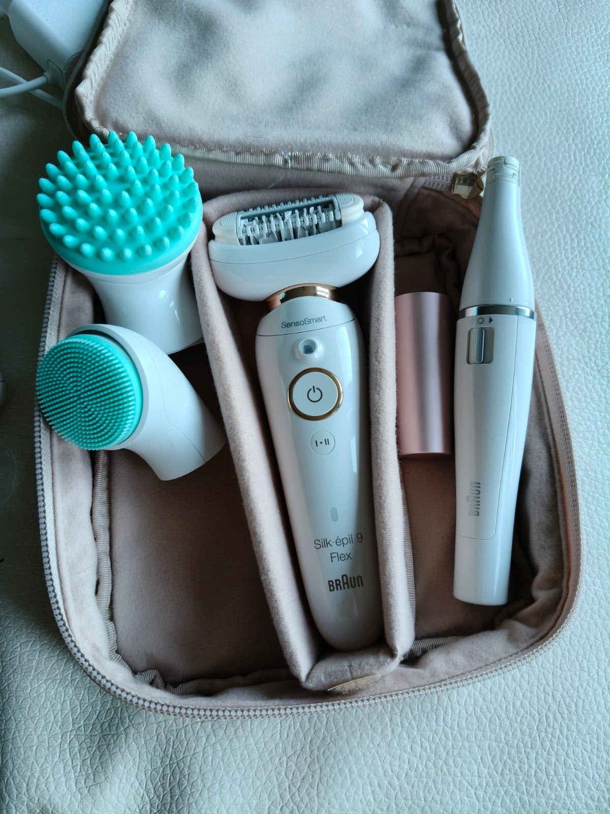 Braun Silk-épil 9 Flex Epilator met accessoires, Ophalen of Verzenden, Zo goed als nieuw, Scheren en Epileren
