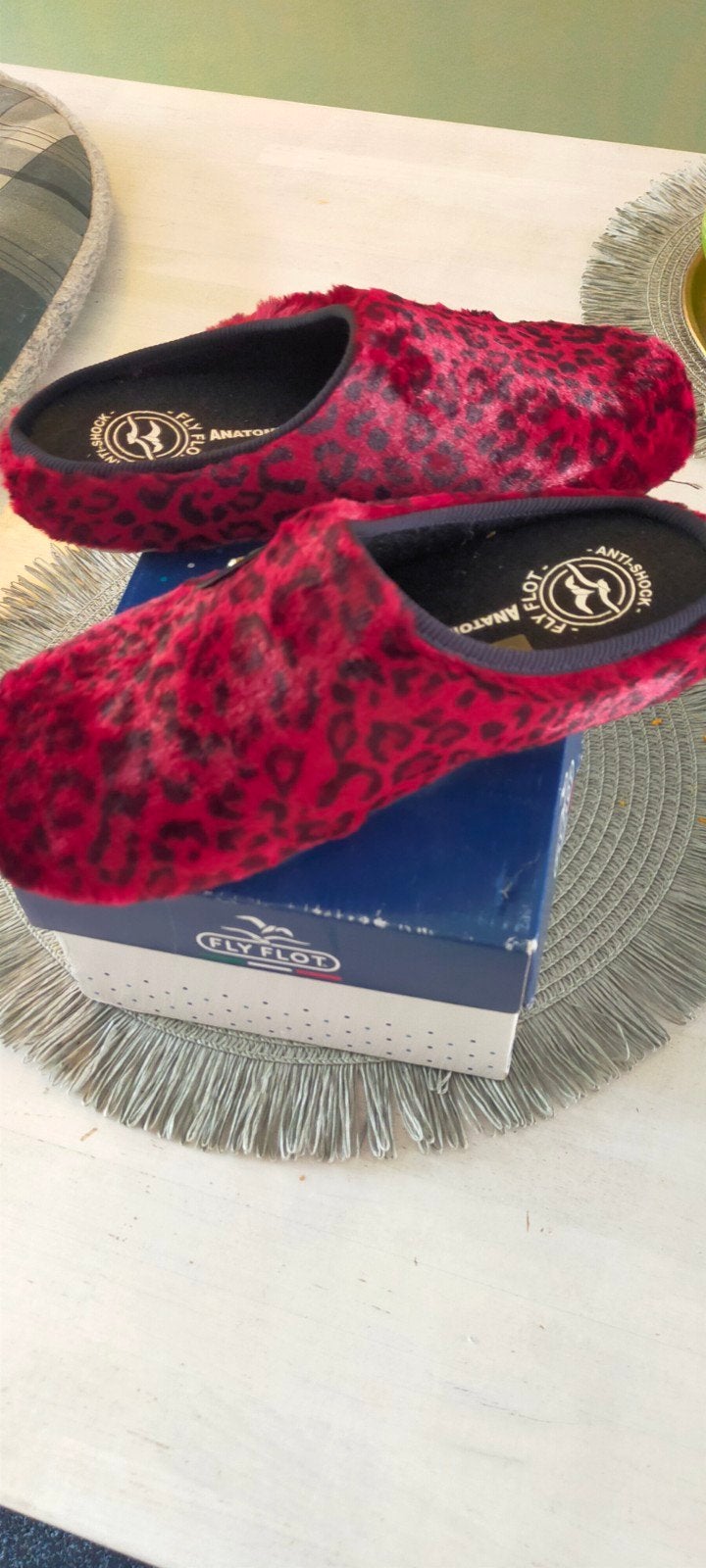 Fly Flot Rode Panterprint Pantoffels Maat 37, Ophalen of Verzenden, Nieuw, Rood, Pantoffels of Sloffen