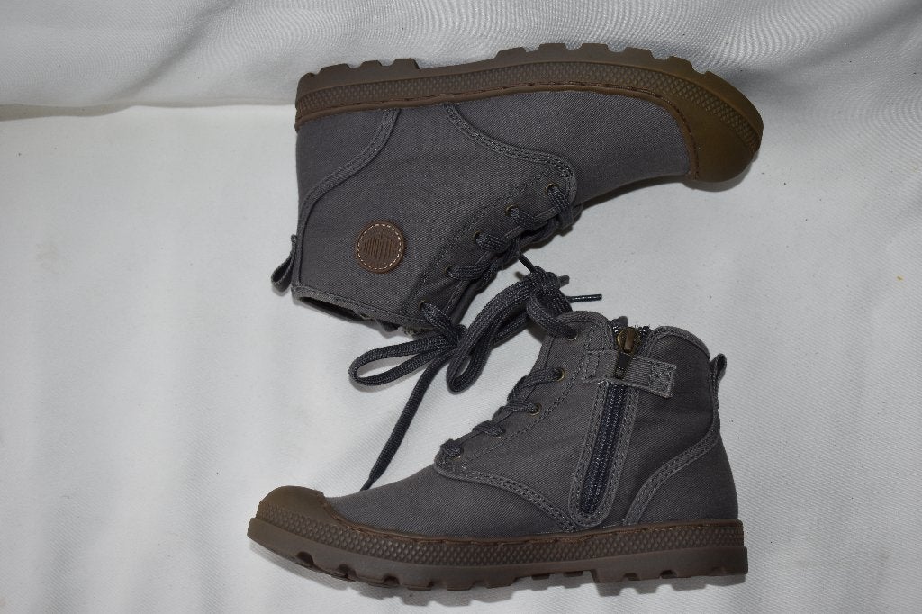 PALLADIUM maat 33 schoenen jongens ongedragen/NIEUW in doos, Schoenen, Nieuw, Ophalen of Verzenden, Jongen