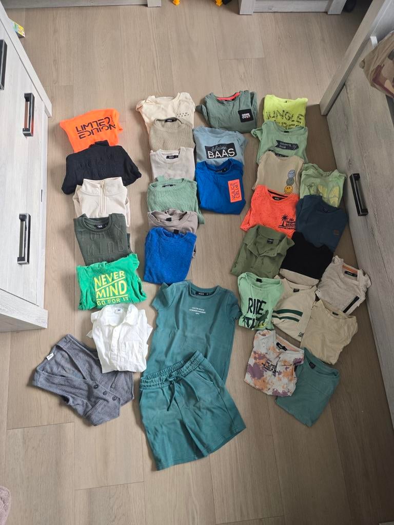 Kledingpakket jongens maat 110/116 - Truien, T-shirts & set, Ophalen of Verzenden, Gebruikt, Maat 110