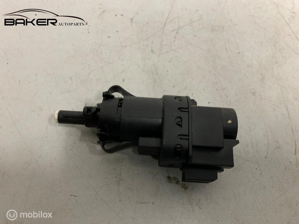 Remlichtschakelaar Volvo C70 Convertible II ('05-'13), Auto-onderdelen, Dashboard en Schakelaars, Gebruikt, Ophalen of Verzenden