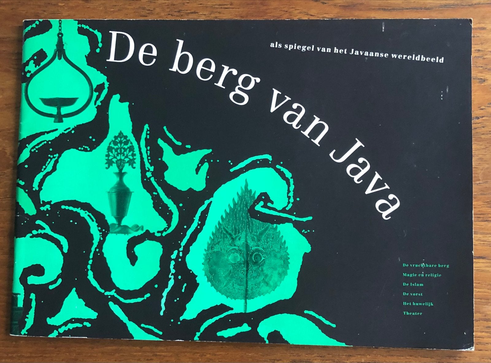 De berg van Java: als spiegel van het Javaanse wereldbeeld, Indonesië, Ophalen of Verzenden, Ritueel object, Papier/karton
