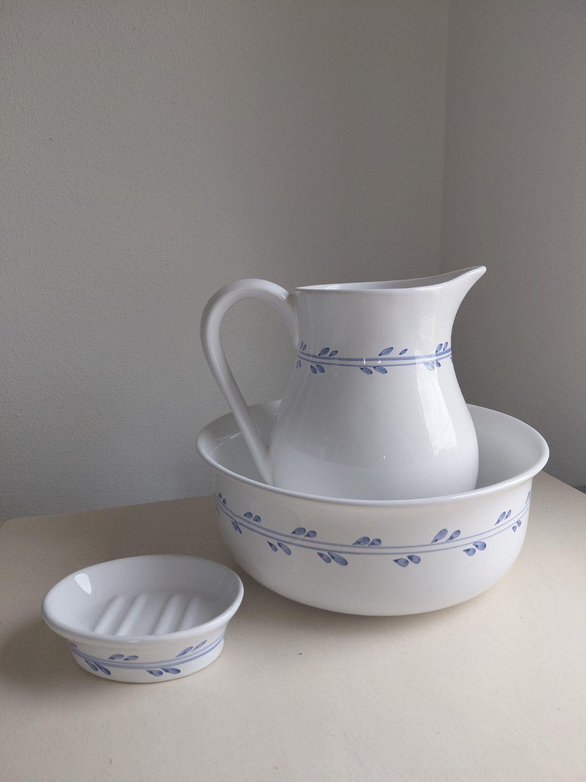 Vintage waskom set met kan en zeepbakje - wit/blauw, Antiek en Kunst, Ophalen of Verzenden