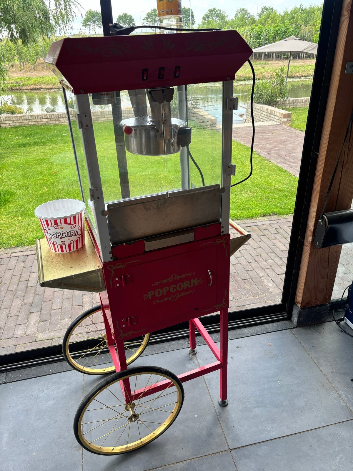 Popcornmachine op Wielen - Perfect voor Feestjes, Ophalen, Gebruikt, Overige