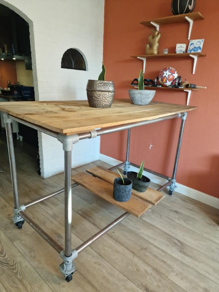 Industriële Bartafel / Werktafel op Wielen – Demontabel, Overige houtsoorten, Gebruikt, 100 tot 150 cm, Vier personen