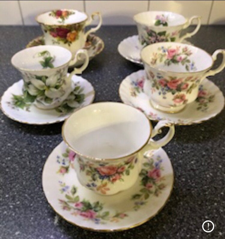 Te koop Royal Albert kop en schotels, Ophalen