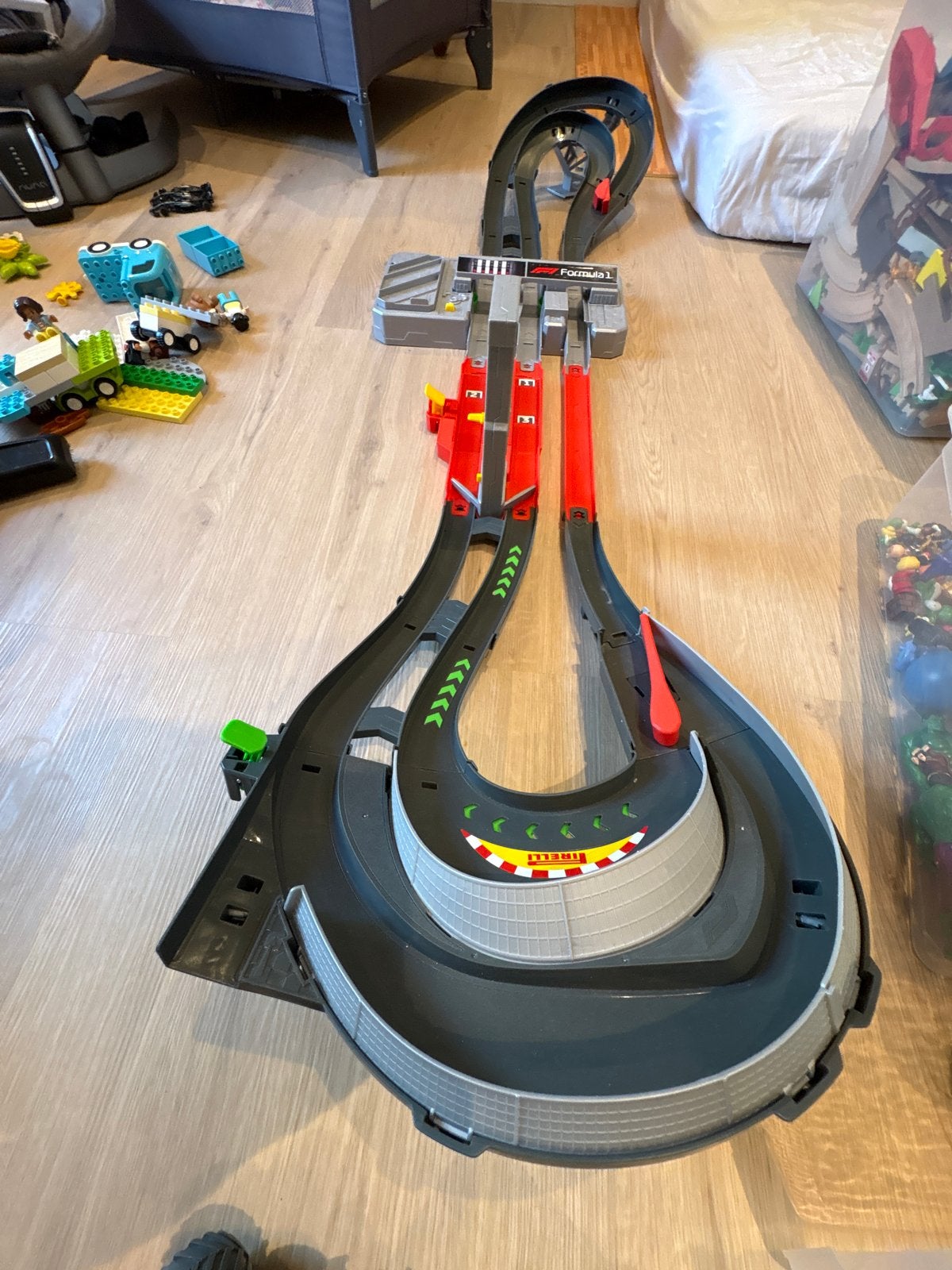 Grote Racebaan met Looping en Formule 1 Thema, Overige aandrijving, Met looping, Ophalen, Overige merken
