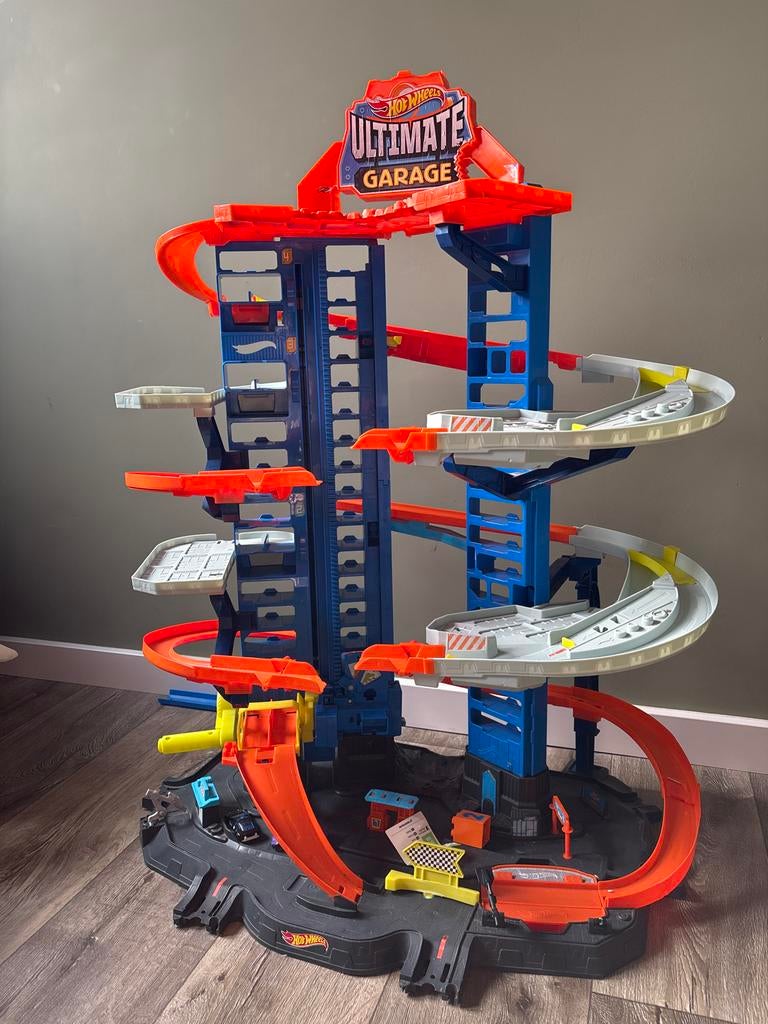 Hot Wheels Ultimate Garage - Groot Speelplezier!, Ophalen of Verzenden, Gebruikt