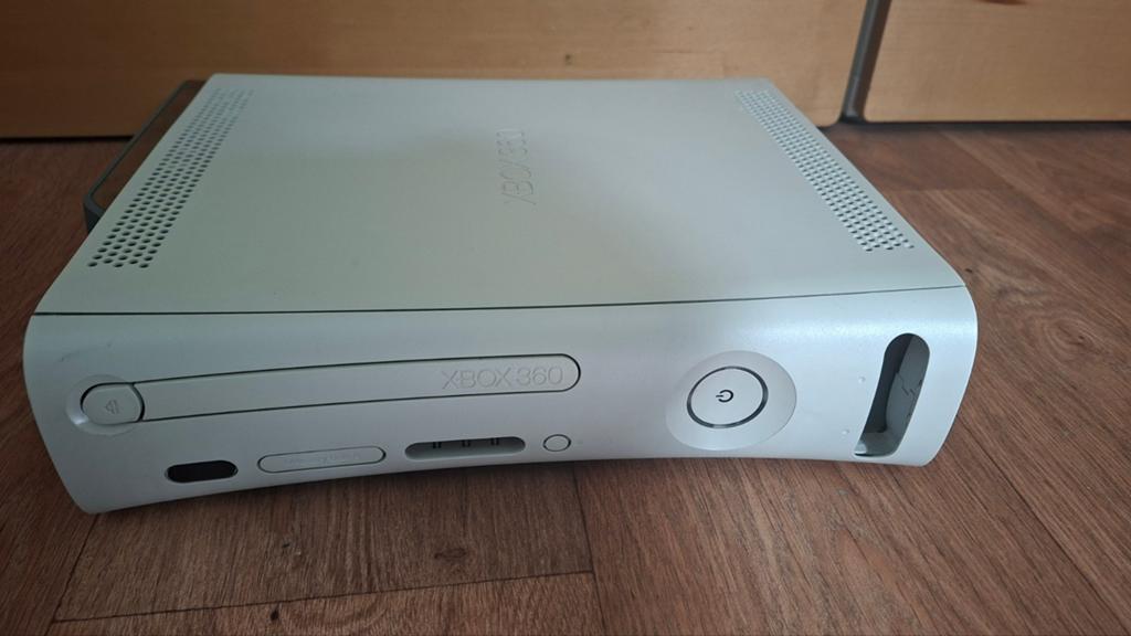 Xbox 360 Arcade, Spelcomputers en Games, Spelcomputers | Xbox 360, Gebruikt, 256 MB, 360 Arcade of Core, Met 1 controller, Ophalen