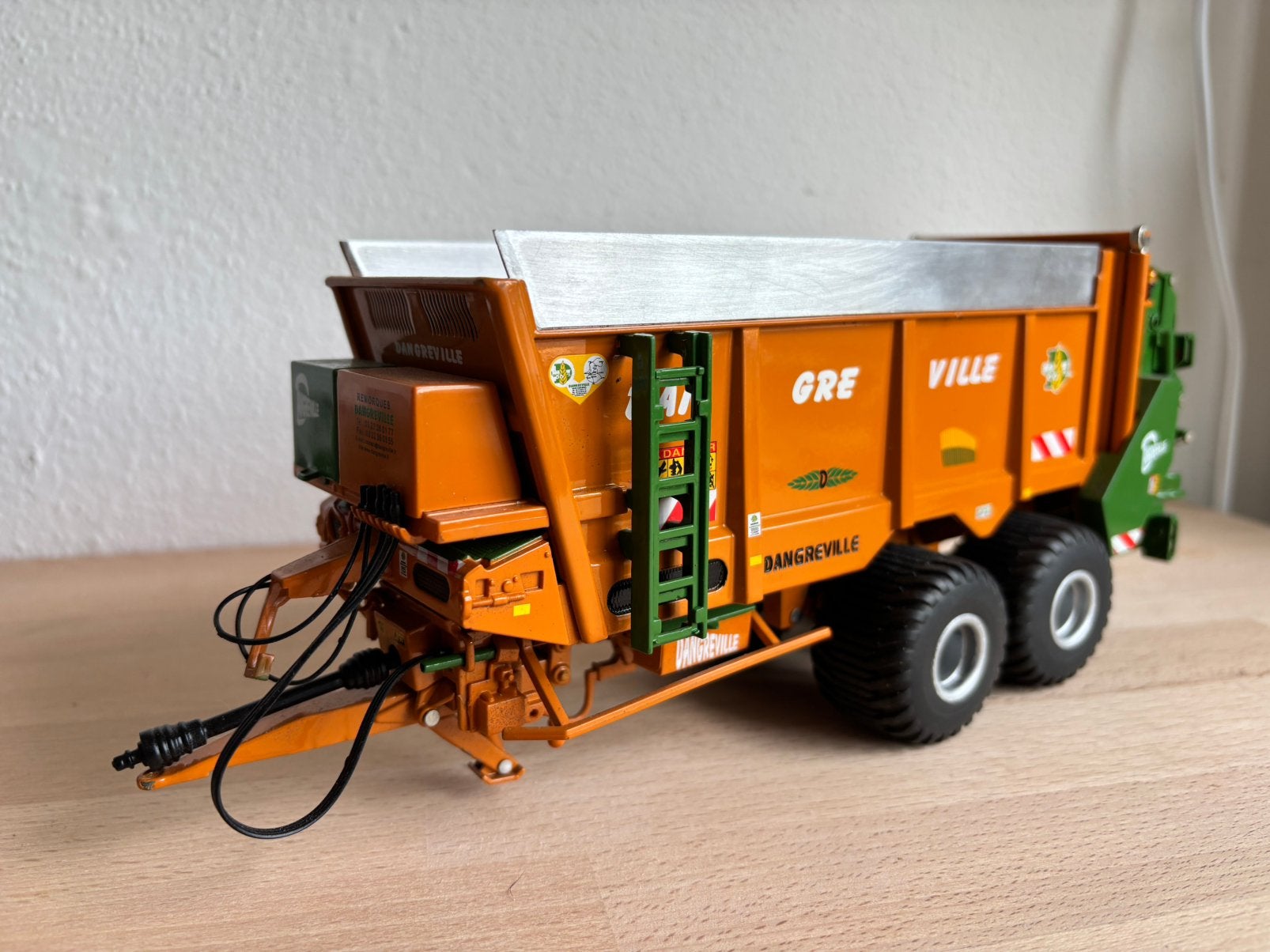 Dangreville mestverspreider, Verzenden, Zo goed als nieuw, Tractor of Landbouw, Overige merken