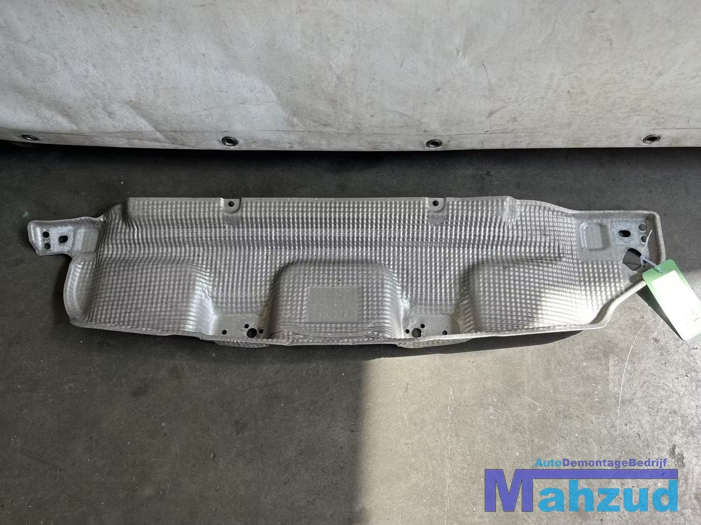 VW GOLF 7 GTE HYBRIDE Hitteschild uitlaat 2012-2021, Auto-onderdelen, Gebruikt, Volkswagen, Volkswagen AG, Berliner Ring 2
38440  Wolfsburg, DE