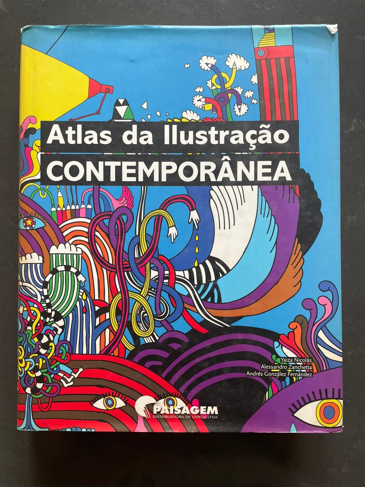 Atlas met moderne illustraties, Ophalen of Verzenden, Zo goed als nieuw