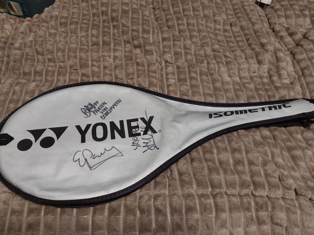 Gesigneerd Yonex badmintonracket met hoes, Ophalen, Gebruikt, Racket(s)