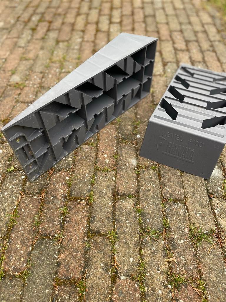 Fiamma Level Pro Levellers (set van 2) voor caravan/camper, Caravans en Kamperen, Caravan accessoires, Ophalen of Verzenden, Zo goed als nieuw