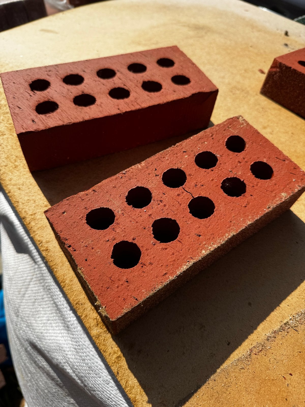 Kleine pallet rode strengpers bakstenen (ca. 375 stuks), Doe-het-zelf en Verbouw, Metselstenen, Ophalen, Nieuw, Bakstenen
