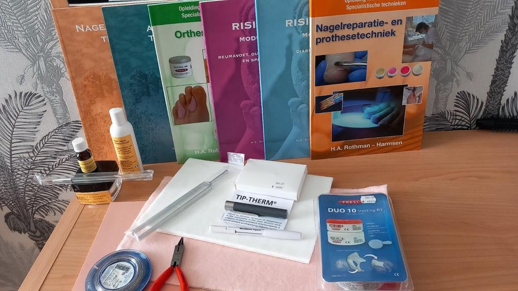 Cursuspakket voor de medisch pedicure, Ophalen of Verzenden, Zo goed als nieuw, H.A. Rothman-Harmsen, Nederlands