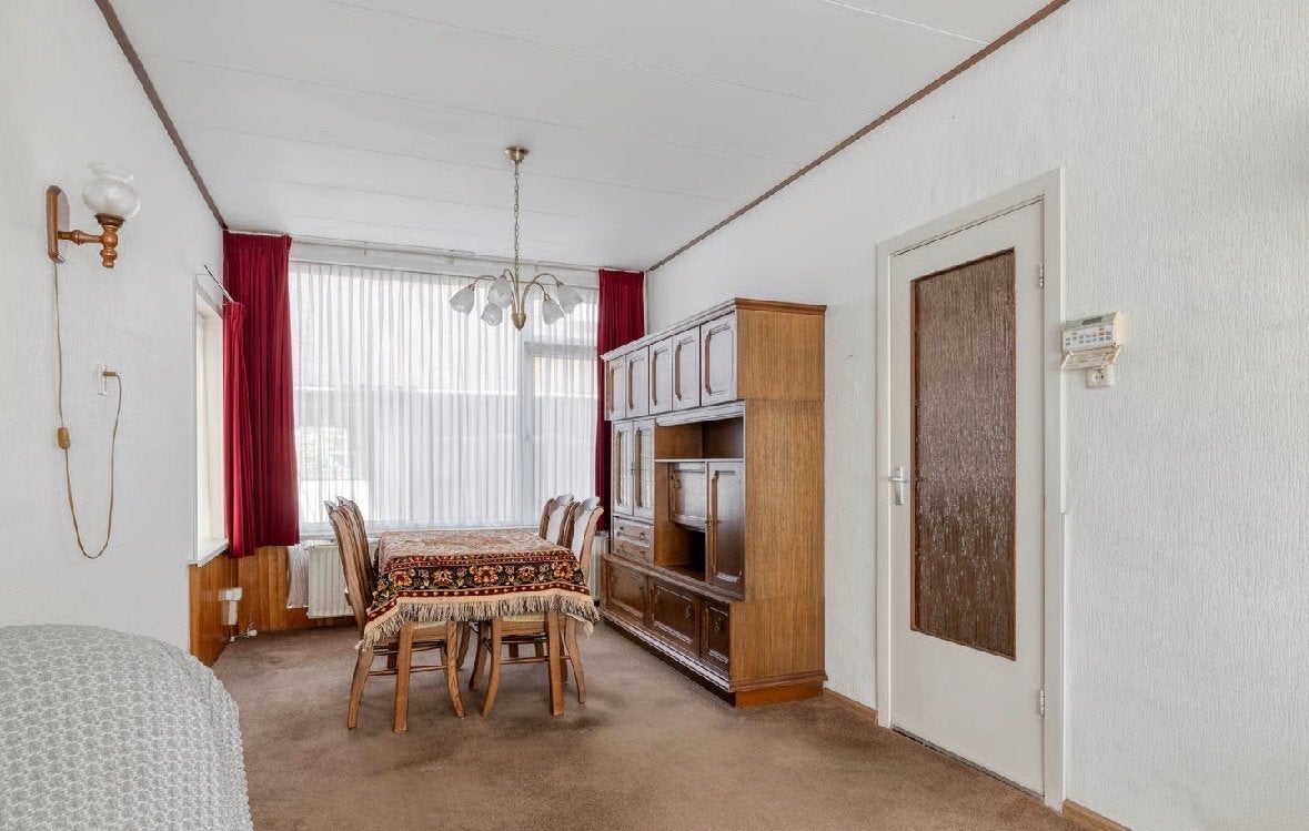 Kast en andere meubels gratis, Ophalen