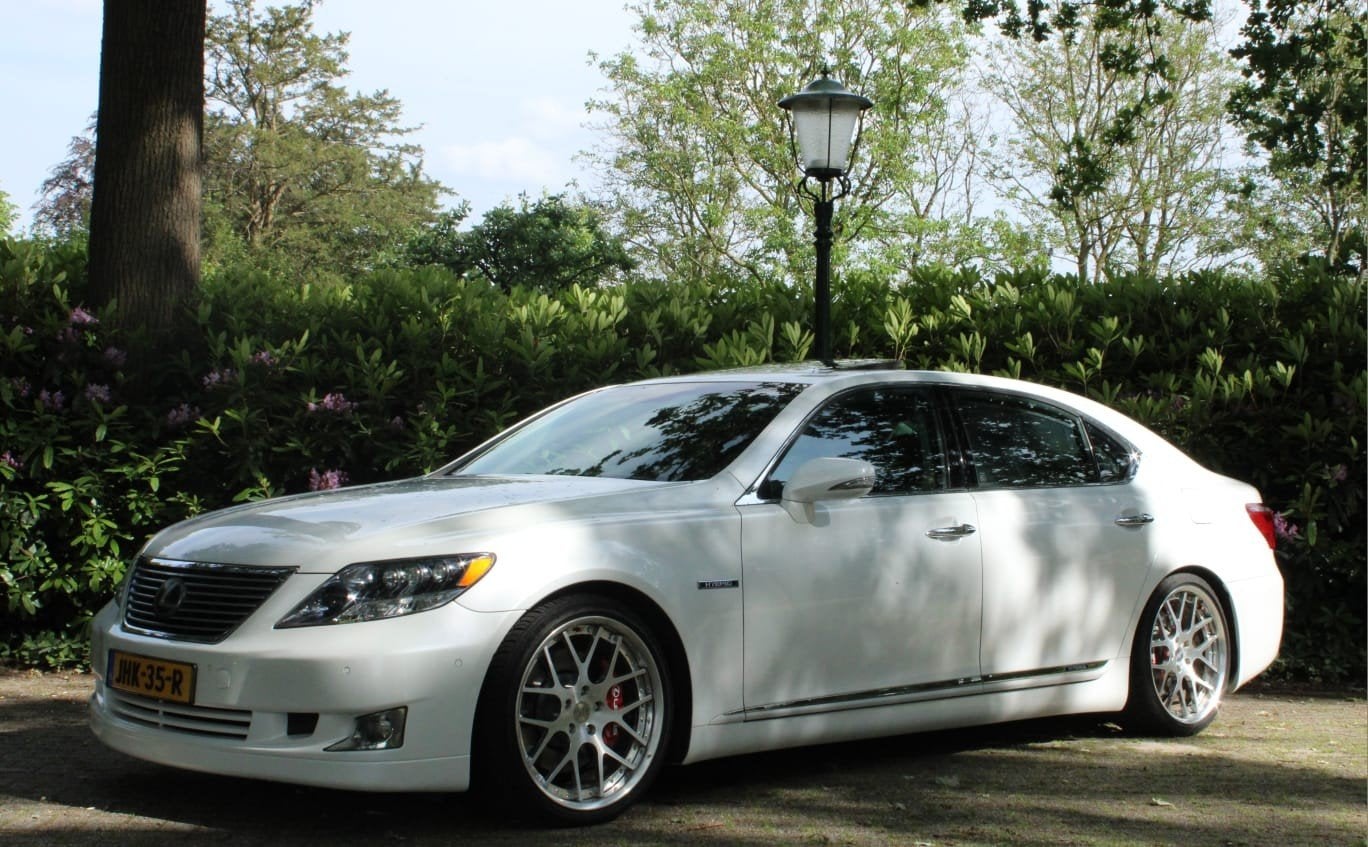 Lexus LS600LH Hybride full.options jdm rhd, Auto's, 394 pk, Wit, Sedan, Geïmporteerd