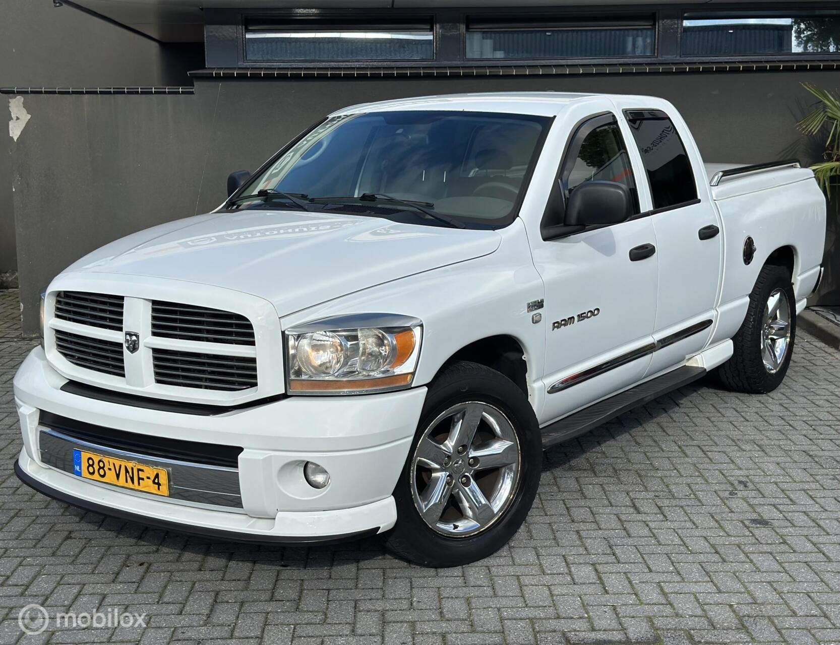 Dodge Ram 1500 | 3.500 kg Trekgewicht | Leder | 20” LMV |, Gebruikt, 8 cilinders, 5654 cc, Leder