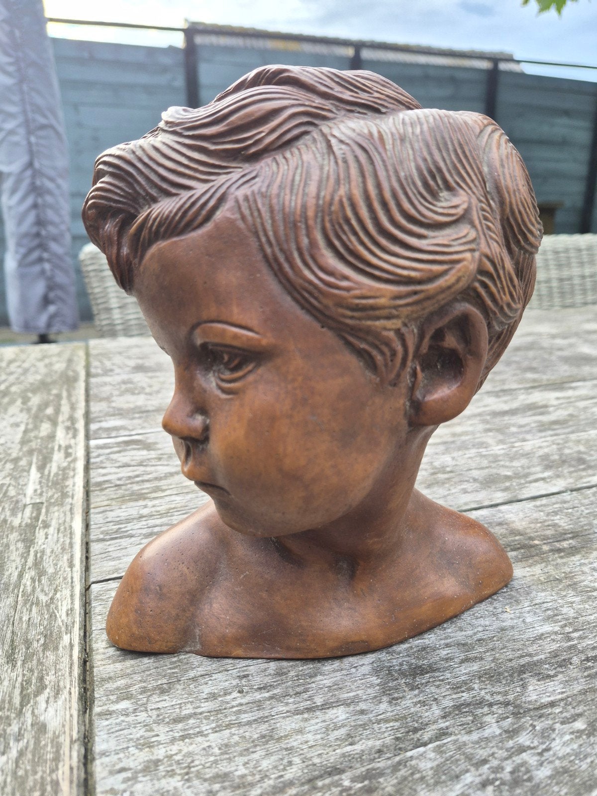 Gepatineerd gegoten stenen beeld. vintage kinderhoofdje., Ophalen of Verzenden