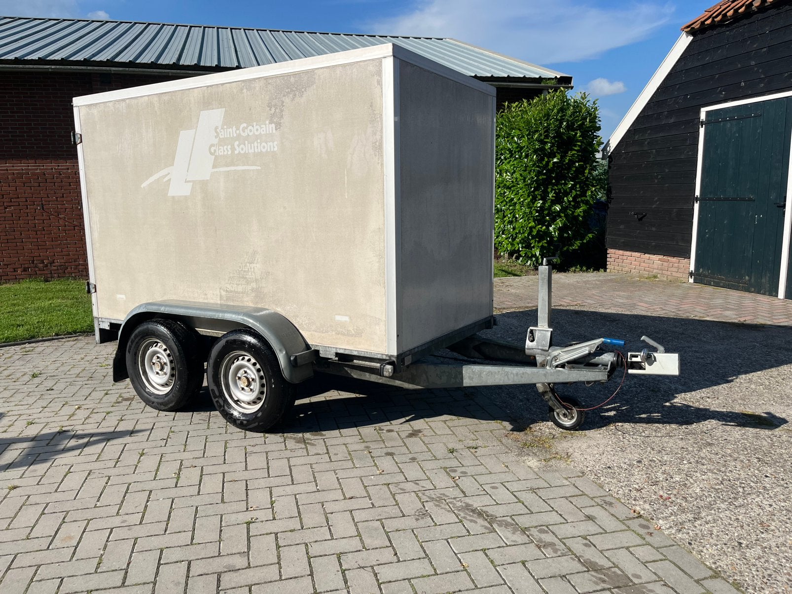 Gesloten aanhanger, Ophalen of Verzenden, Zo goed als nieuw