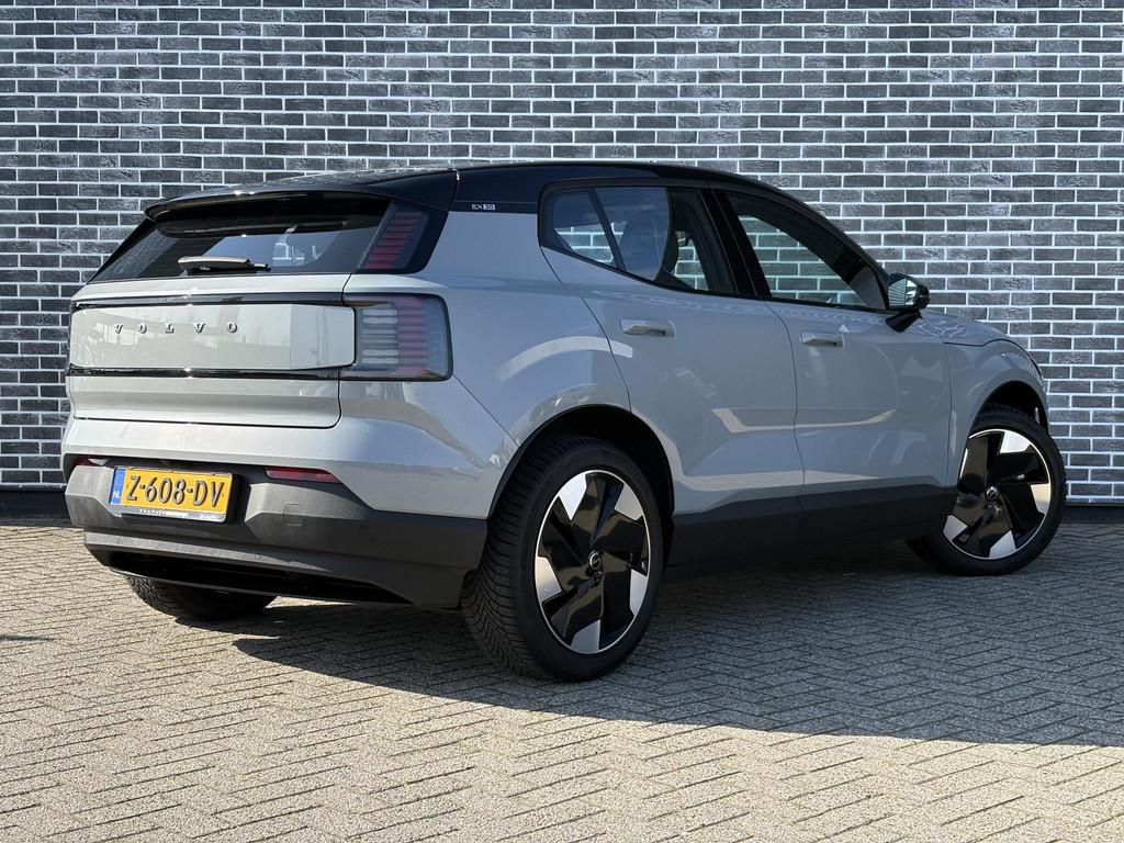 Volvo EX30 Single Motor Extended Range Plus 69 kWh | Warmtep, Achterwielaandrijving, Gebruikt, Leder en Stof, Origineel Nederlands