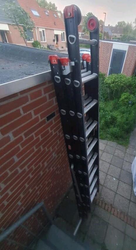 Altrex reformladder 3x8, Doe-het-zelf en Verbouw, Ladders en Trappen, Ophalen, Gebruikt, Ladder, Opvouwbaar of Inschuifbaar