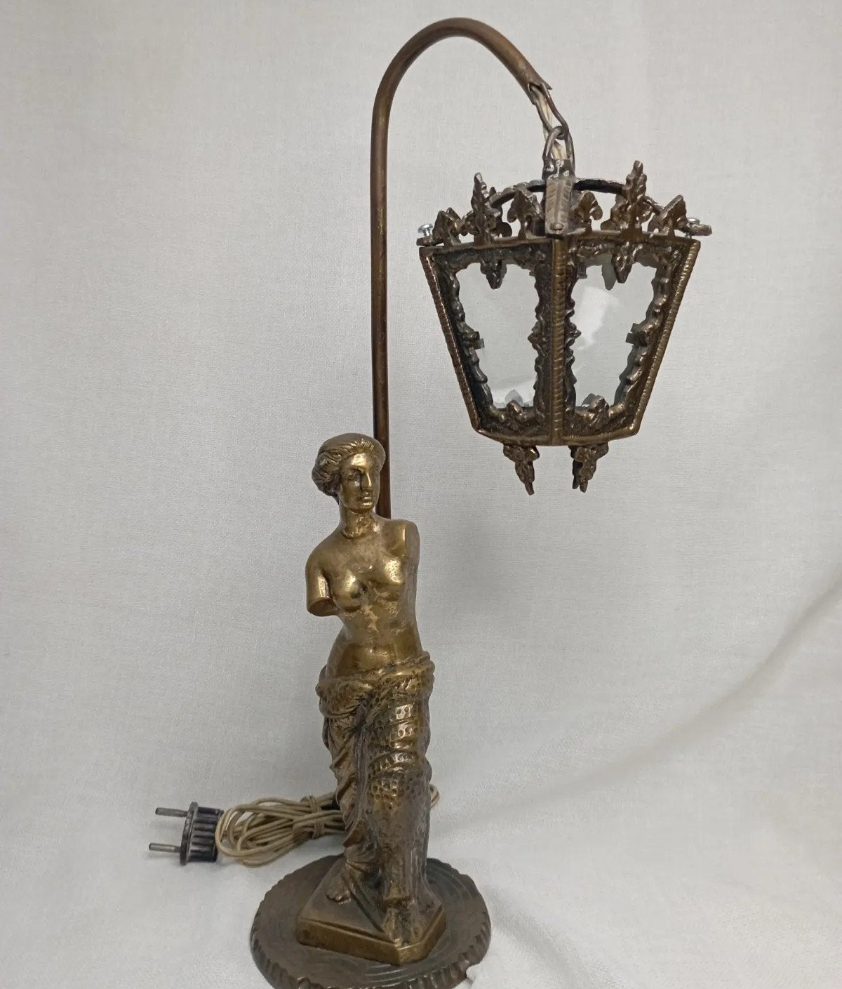 Bijzondere Bronzen Tafellamp met Klassieke Figuur, Ophalen of Verzenden