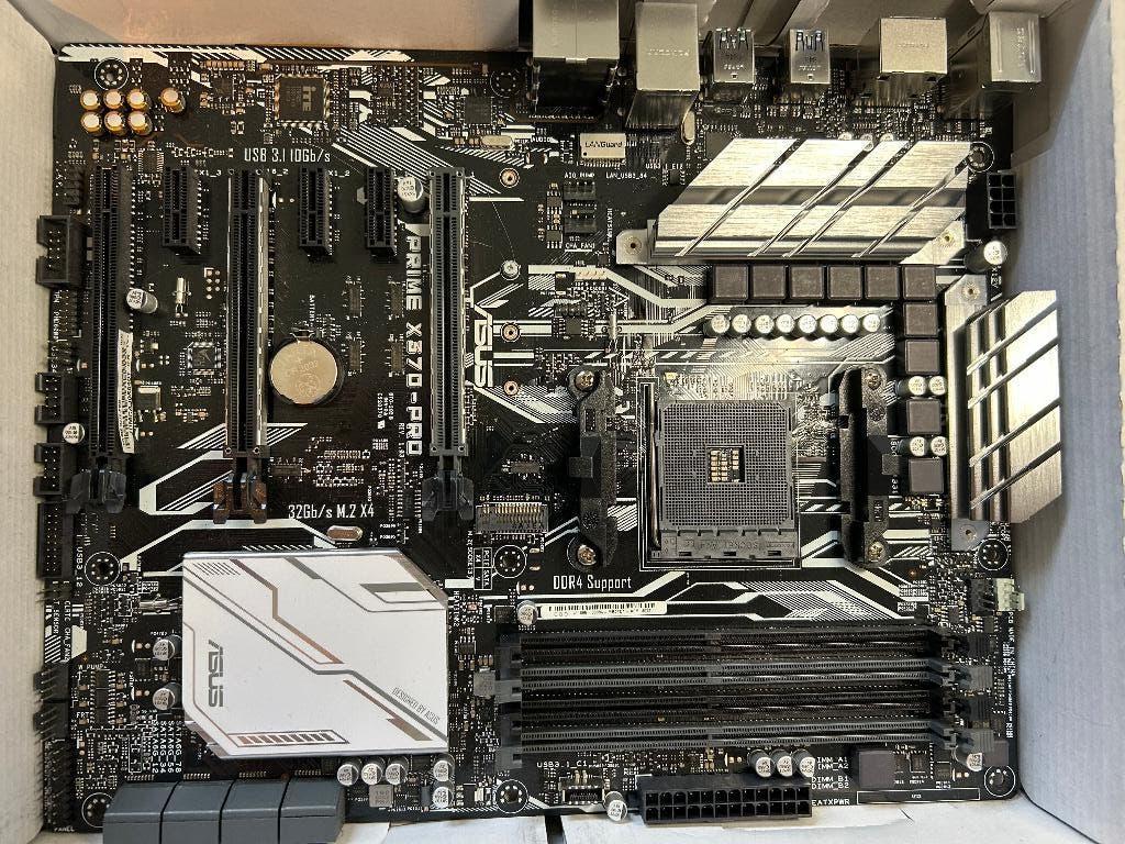 Asus Prime X370-Pro Moederbord (Socket AM4), DDR4, Ophalen of Verzenden, Zo goed als nieuw, Socket AM4