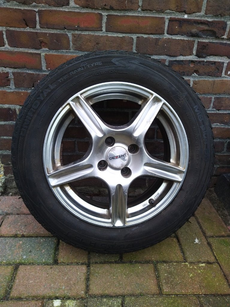 4 banden met sport velgen, Auto-onderdelen, Banden en Velgen, Gebruikt, 15 inch, 175 mm, Banden en Velgen