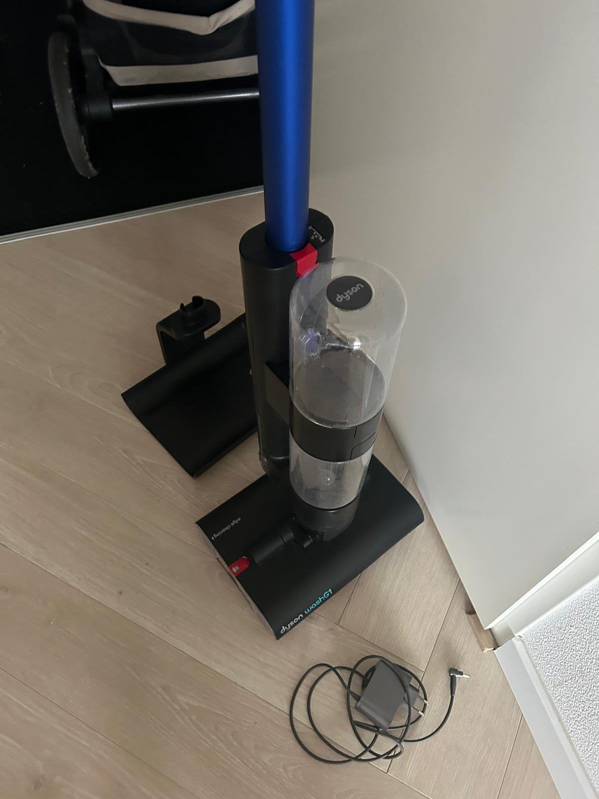 Dyson Wash G1, Witgoed en Apparatuur, Ophalen, Gebruikt, 1200 tot 1600 watt