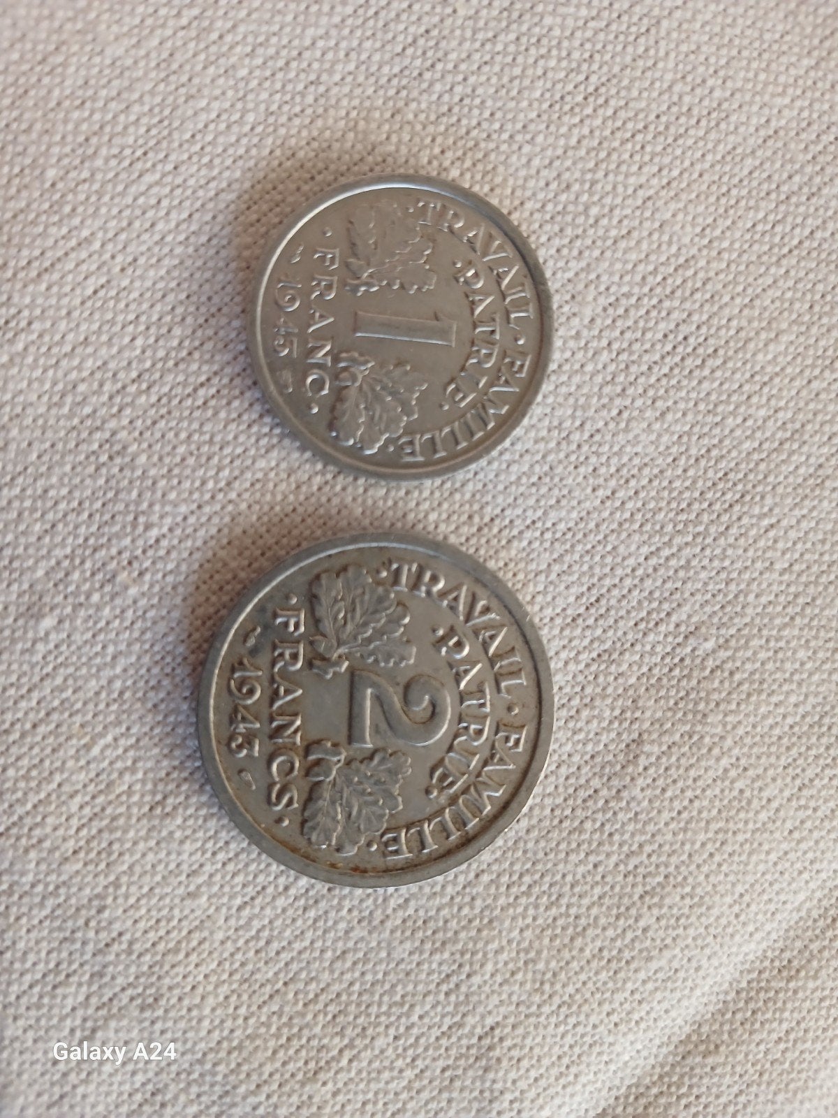 Frankrijk 1943 Oorlogsmunten: 1 en 2 Francs, Ophalen of Verzenden