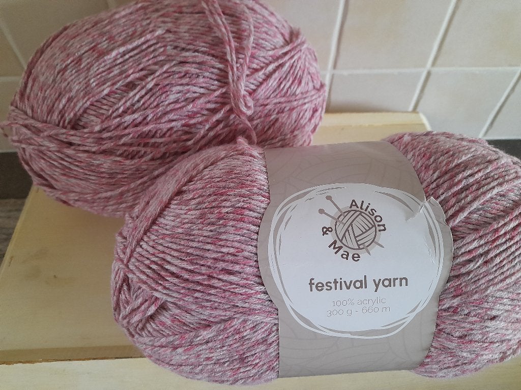 Drie grote bollen Festival Yarn, Ophalen of Verzenden, Nieuw, Breien of Haken, Wol of Garen