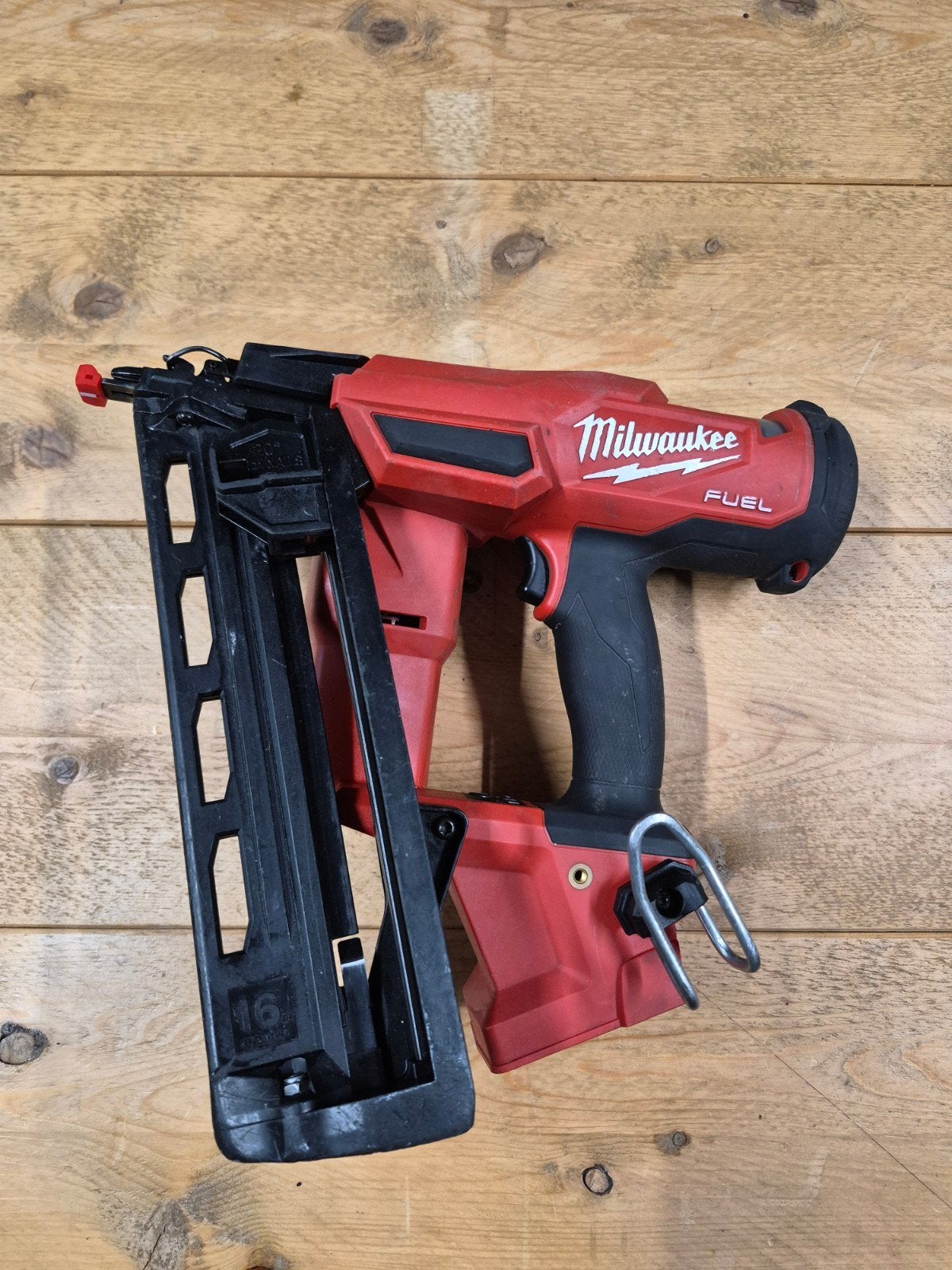 Milwaukee FN16GA M18 tacker, Ophalen of Verzenden